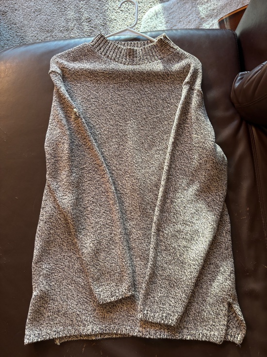 St. John's Bay Grey Sweater - Picture 2 of 4